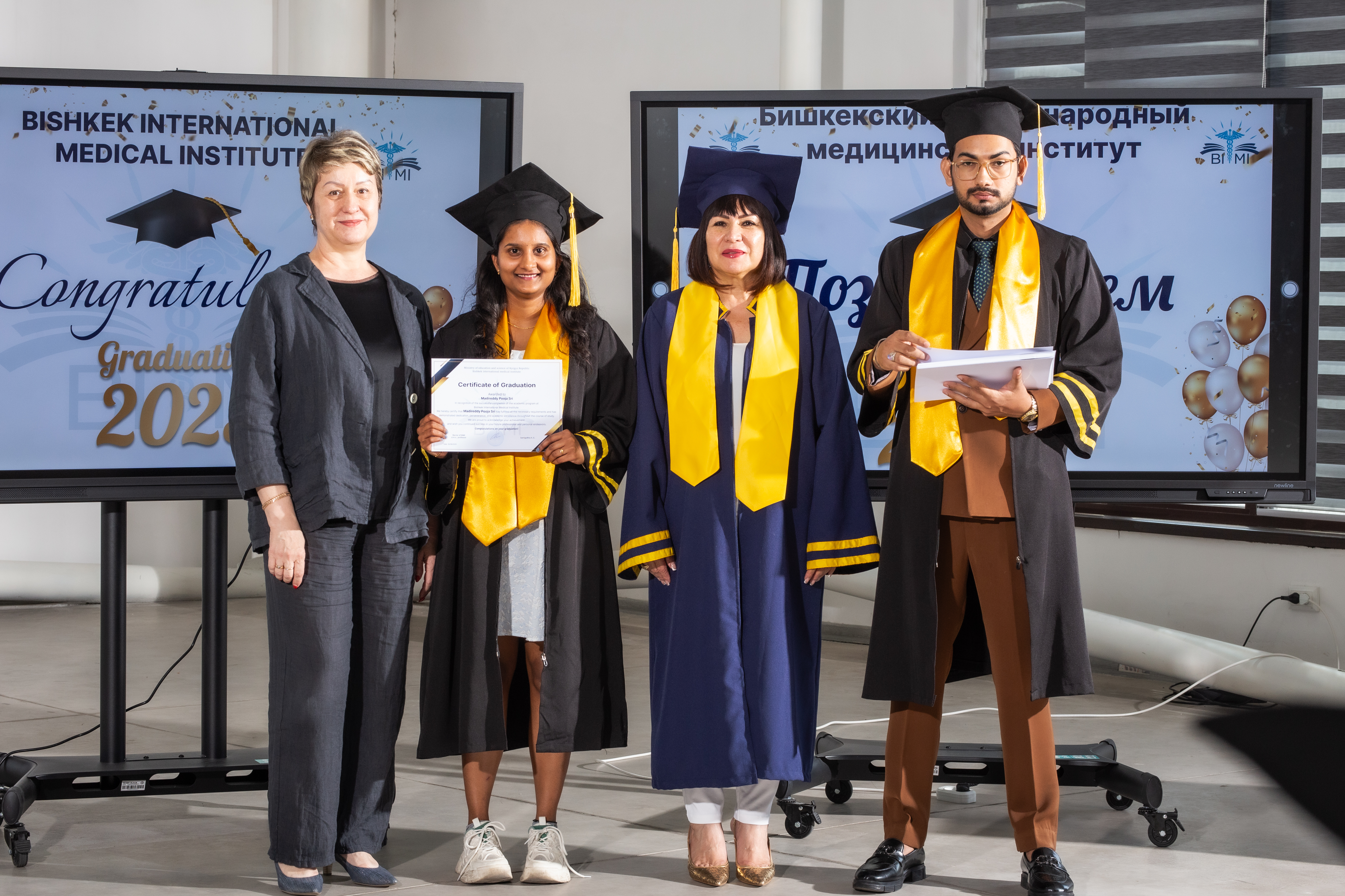 Graduates photo 7