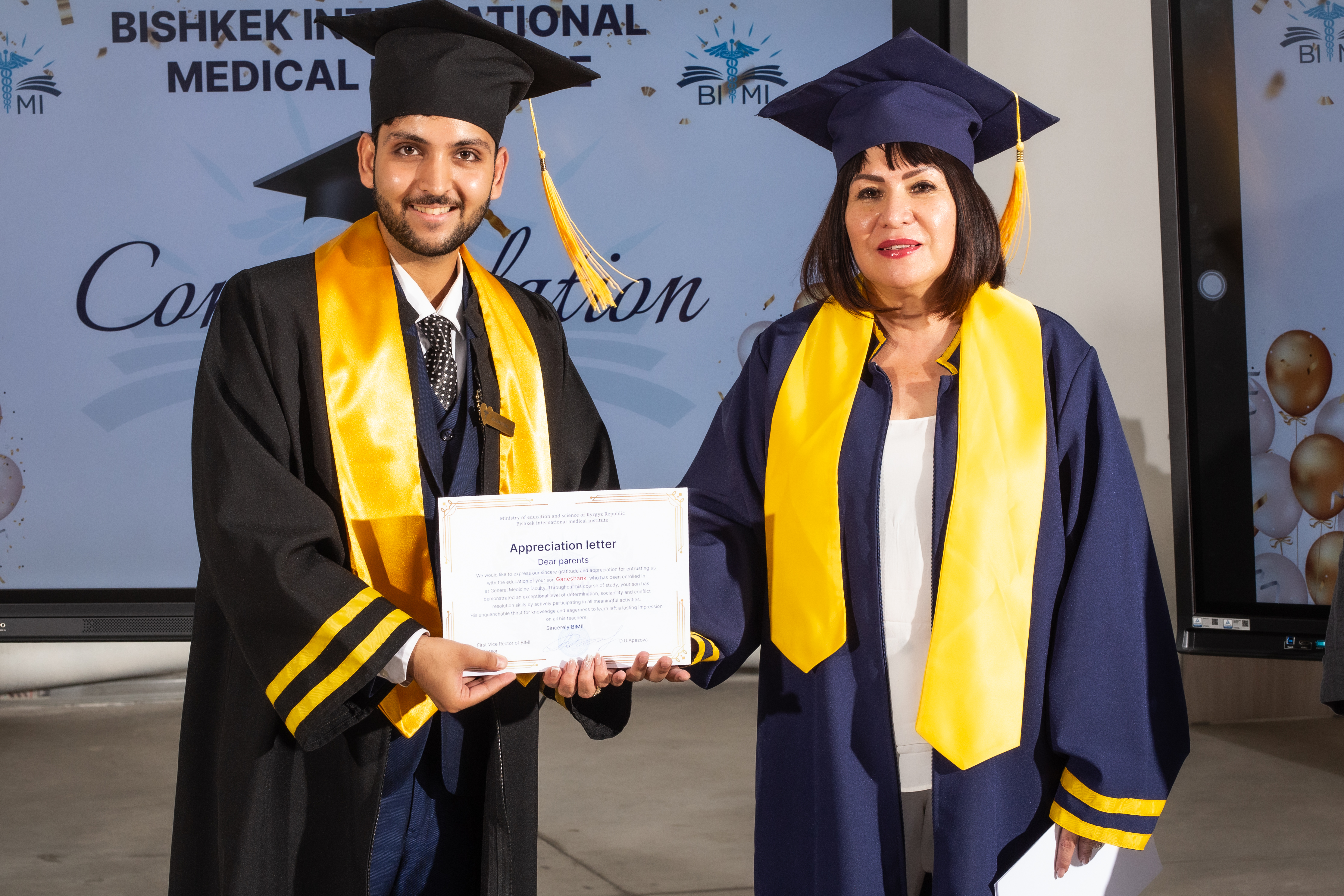 Graduates photo 8